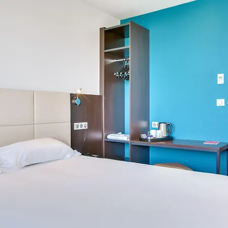 Hotel The Originals City, Memorial Caen