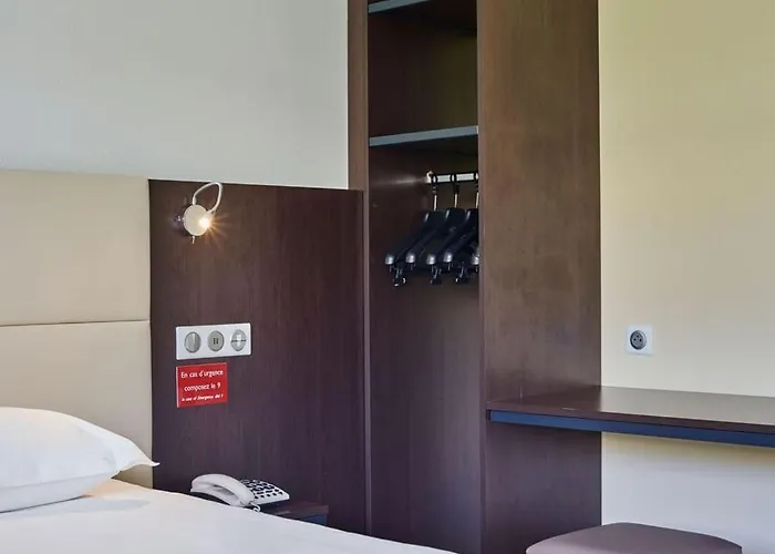 Inspiration By Balladins Mémorial Hotel 3*