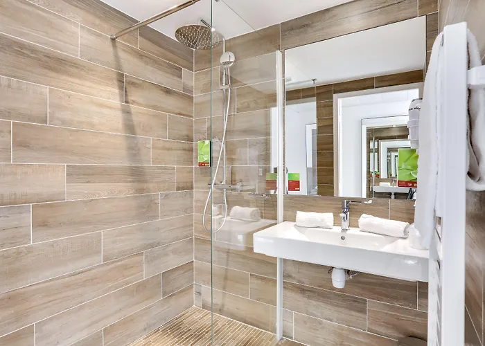 Inspiration By Balladins Mémorial Hotel