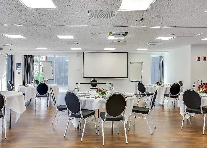 The Originals City, Memorial 3* Καν