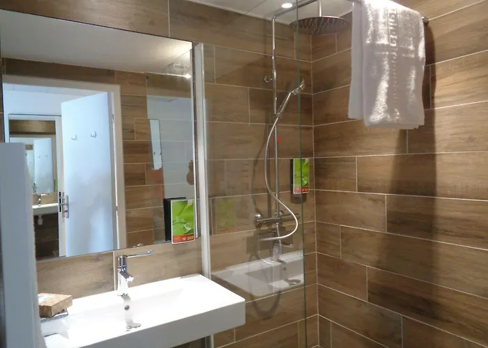 Inspiration By Balladins Mémorial Hotel